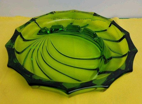 Vintage large green glass - large,